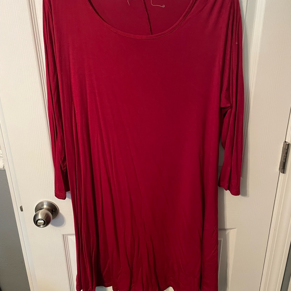 Women's 3X Long Red Top 3/4 Sleeves